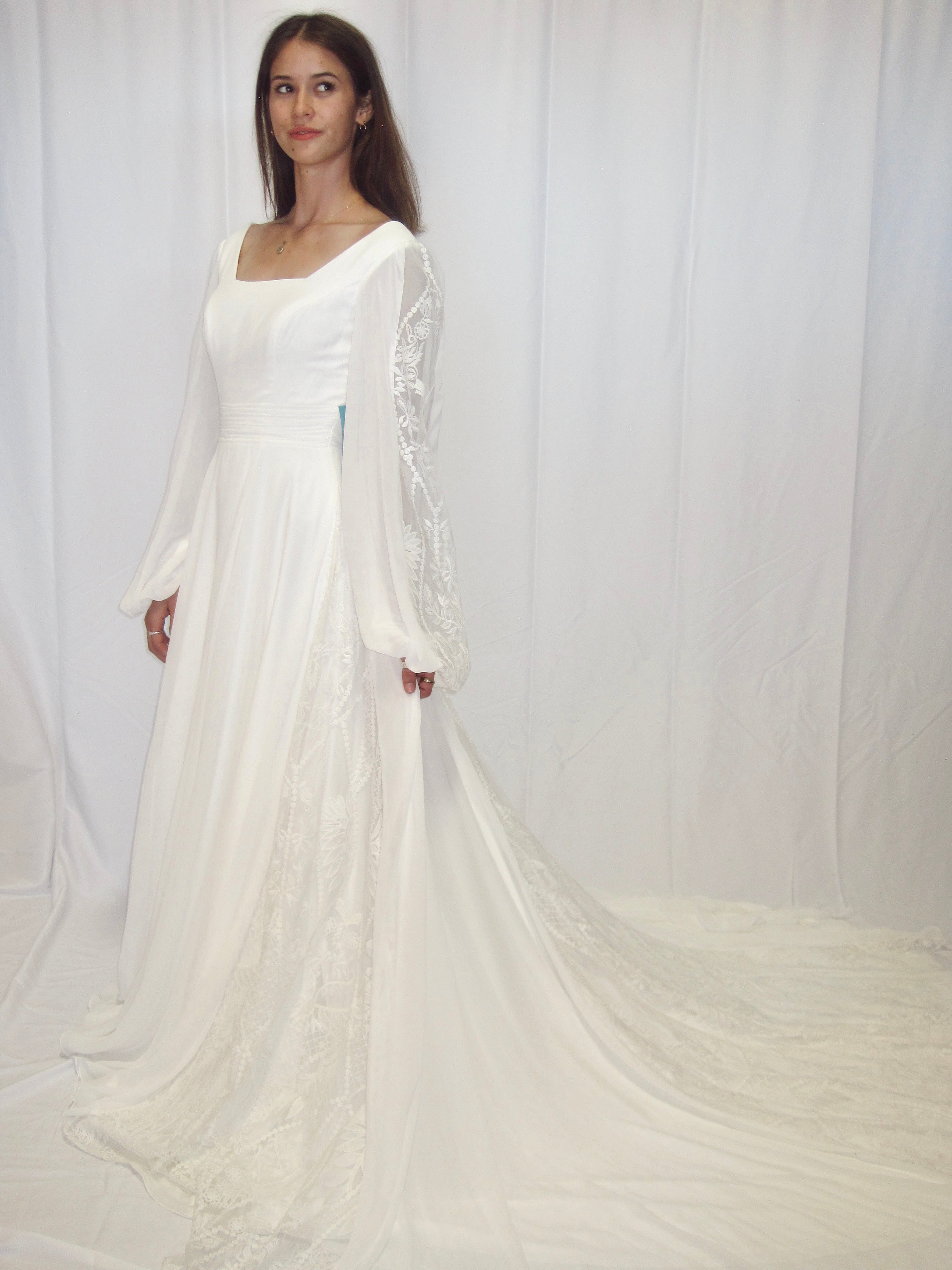 T2493Z Modest Wedding Dress Ivory size 6