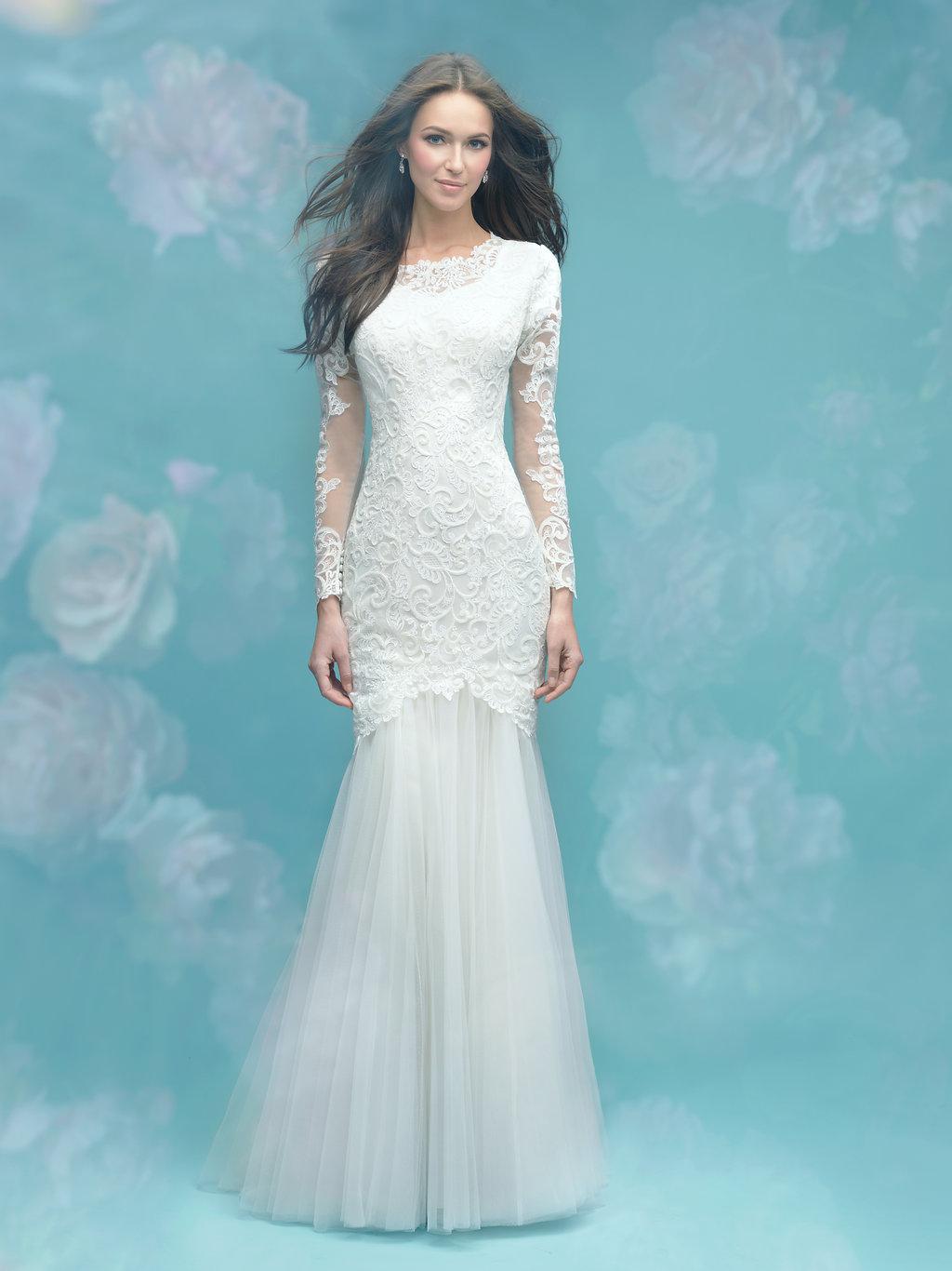Allure M583 Modest Wedding Dress | A Closet Full of Dresses Ivory size 18 Allure M583 Modest Wedding Dress | A Closet Full of Dresses Ivory size 18