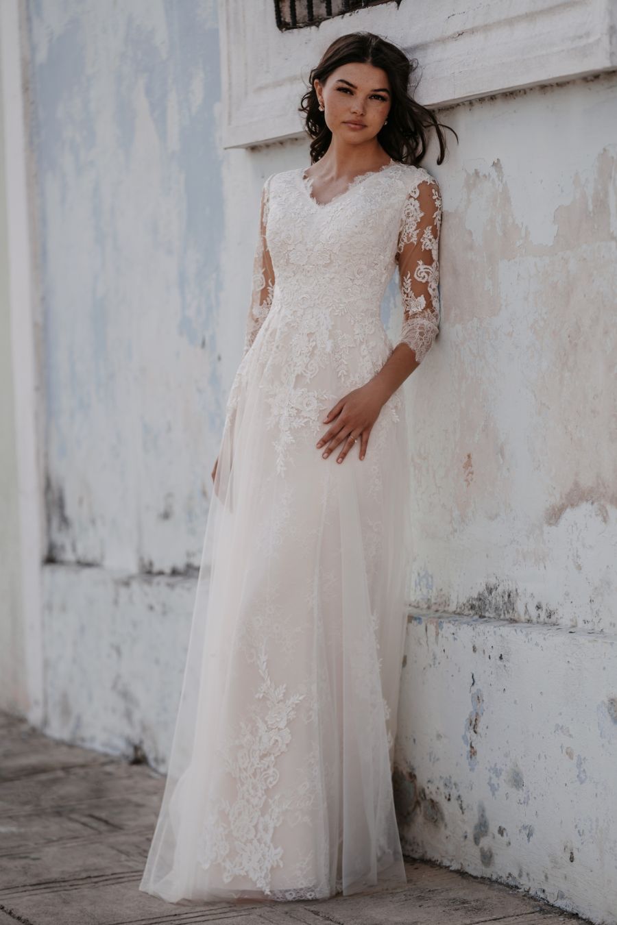 M696 Modest Wedding Dress Ivory/Nude size 10 M696 Modest Wedding Dress Ivory/Nude size 10