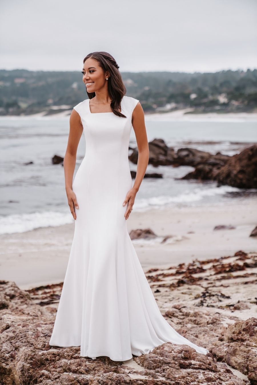 M680 Modest Wedding Dress Ivory size 14 M680 Modest Wedding Dress Ivory size 14
