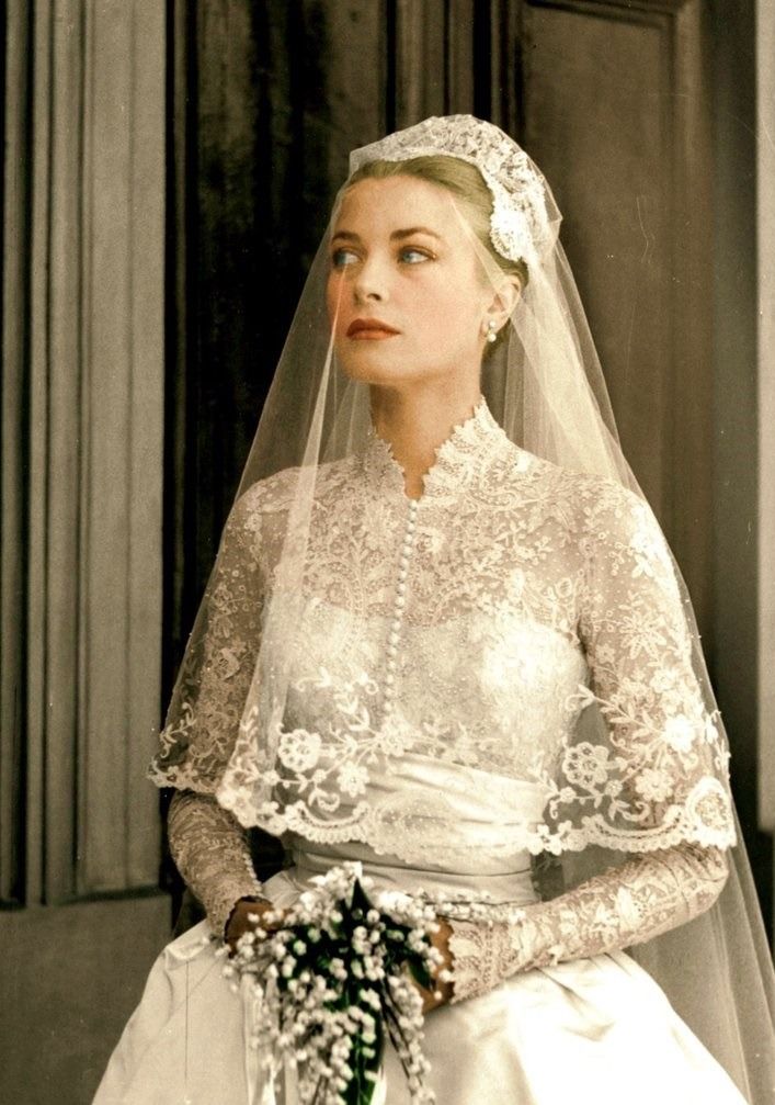grace kelly modest wedding dress with lace sleeves