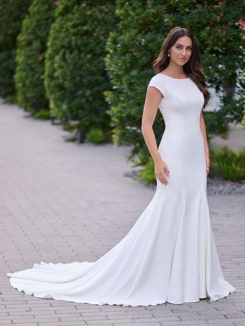 Alterations Services | A Closet Full of Dresses Alterations Services | A Closet Full of Dresses