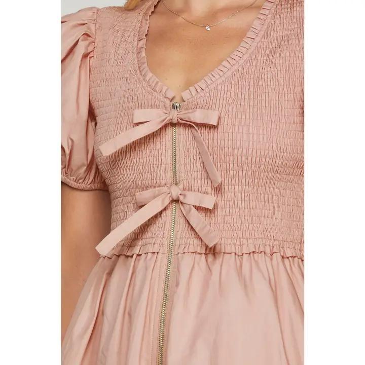 Hillary Modest Midi in Rose