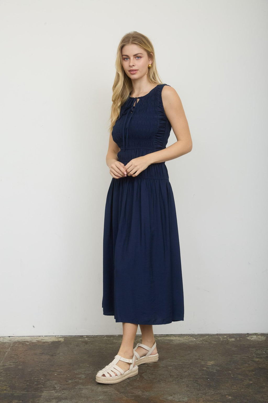 Stevie Midi in Navy