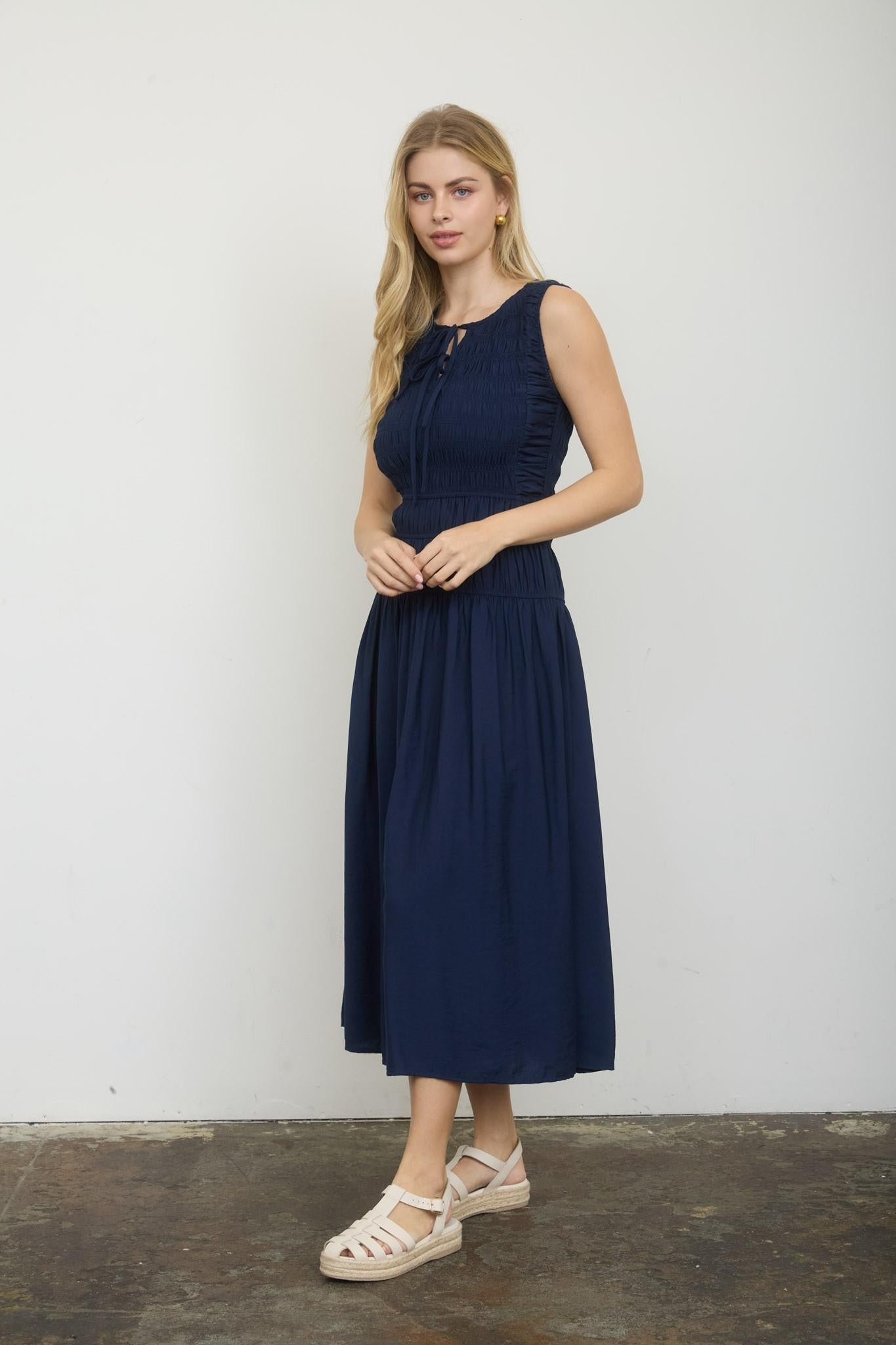 Stevie Midi in Navy