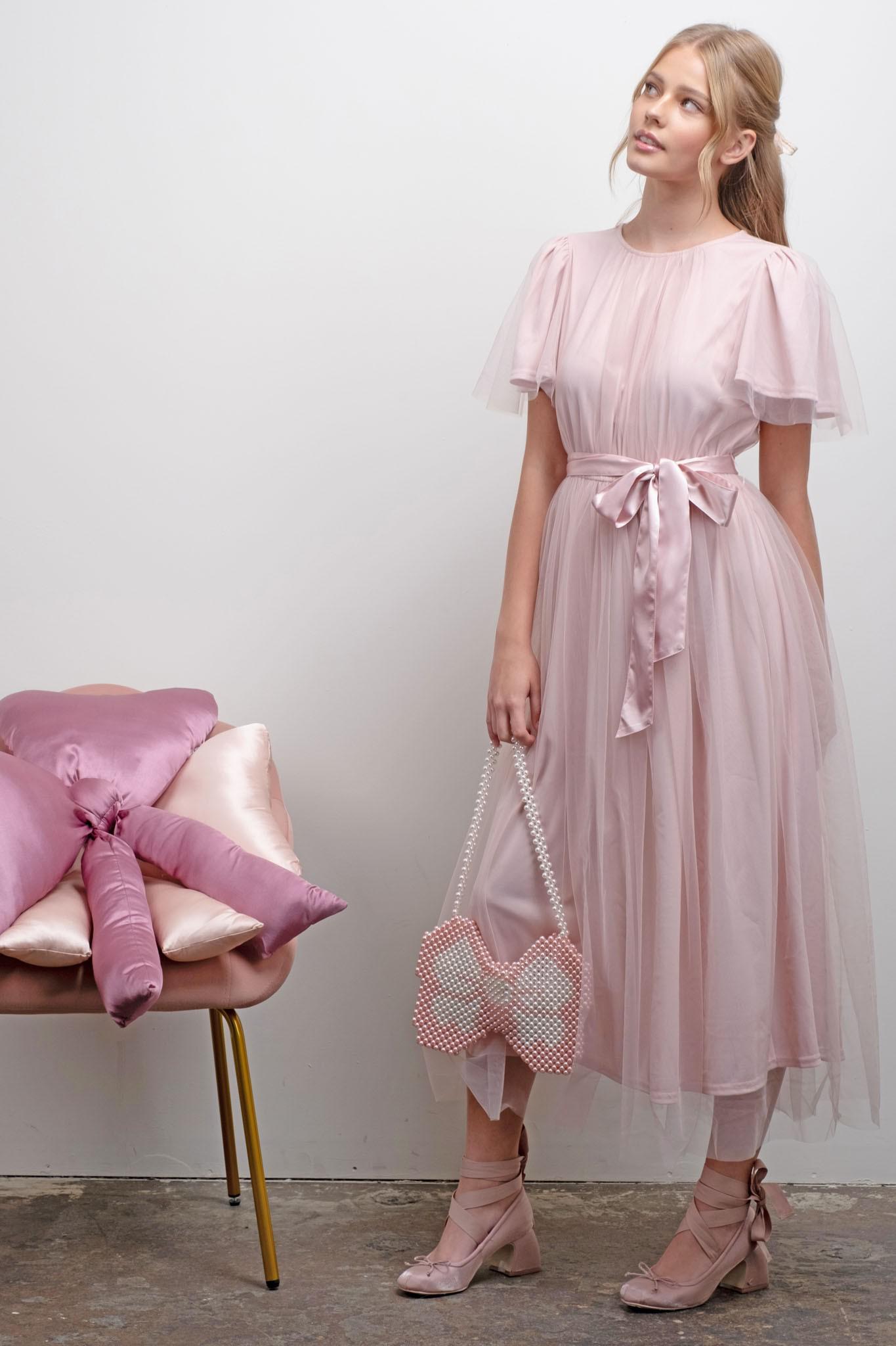 Hollace Modest Midi in Pink