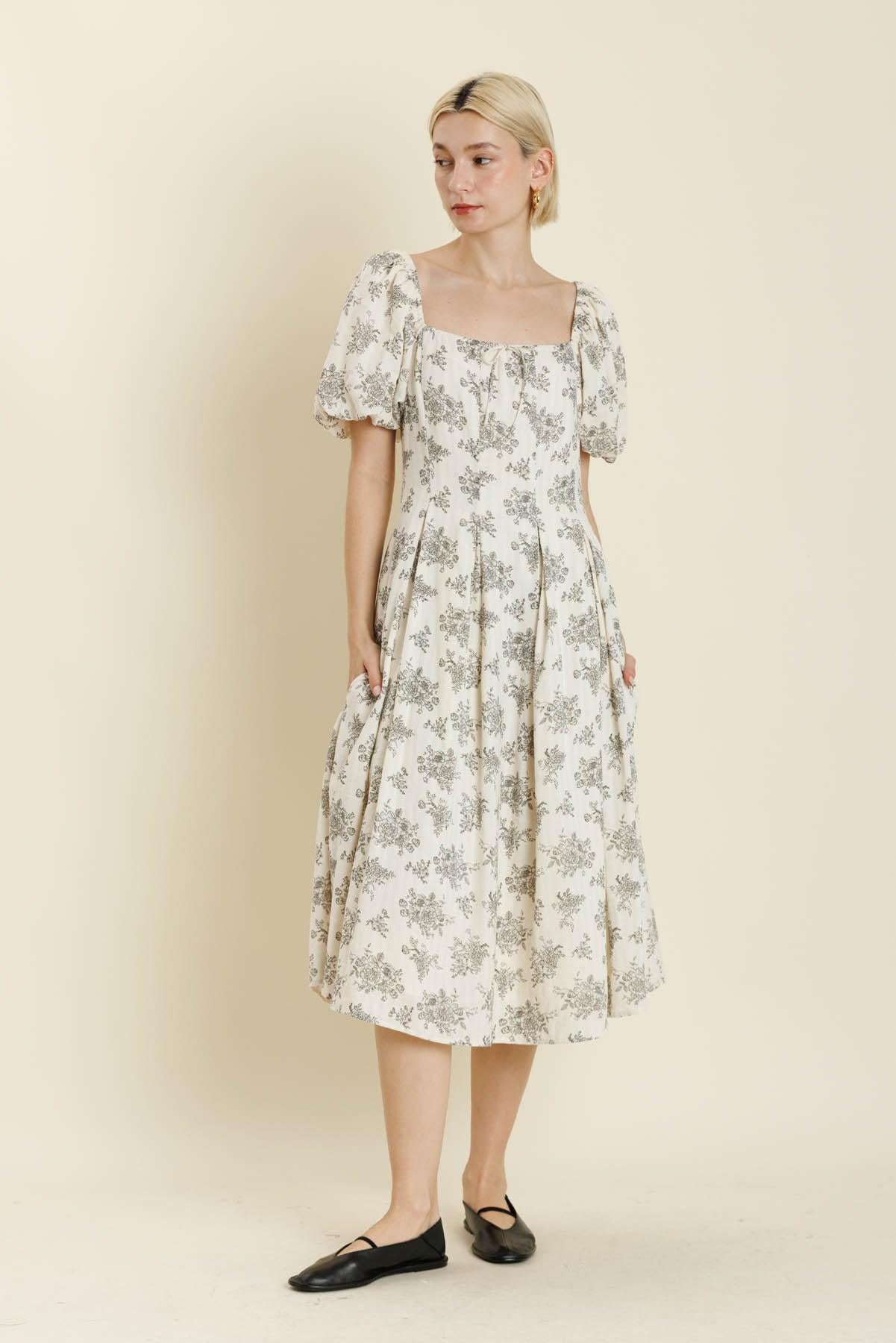 Silvie Modest Midi in Ivory