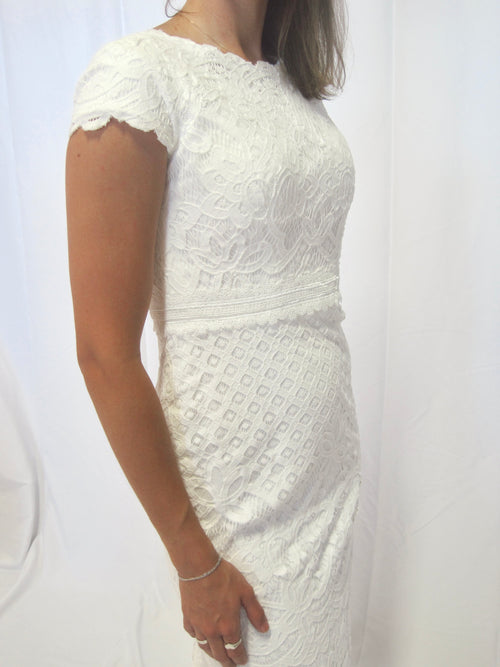 1W8030 Modest Wedding Dress