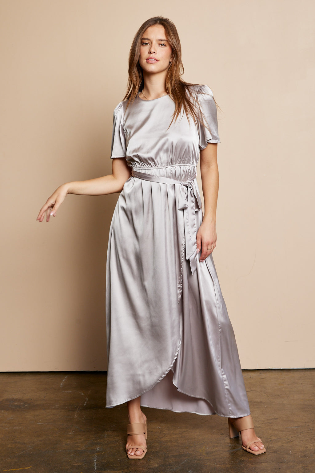 Bailey Modest Maxi in Gray – A Closet Full of Dresses