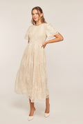 Marcie Modest Midi in Champagne