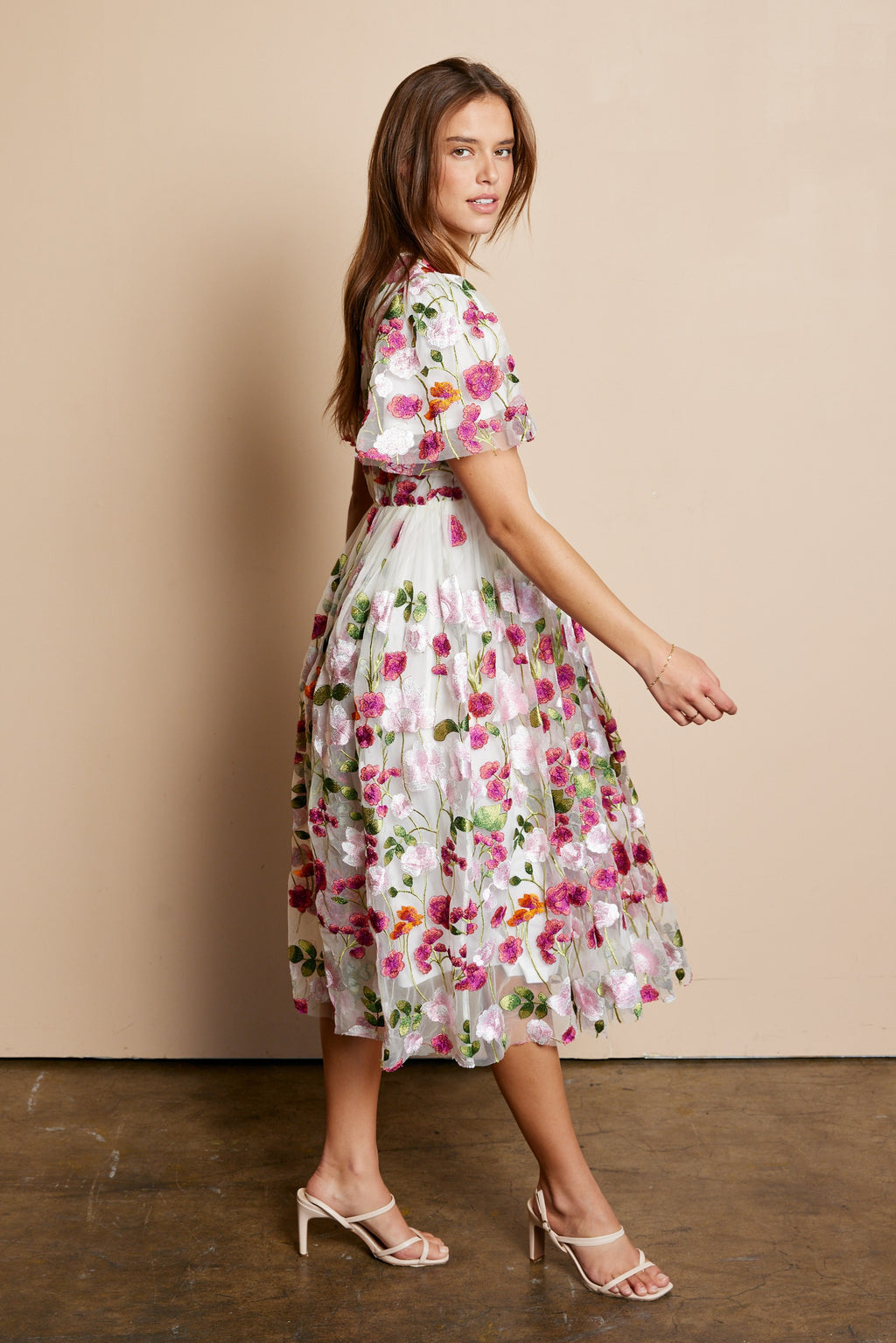 Pippa Embroidered Modest Midi