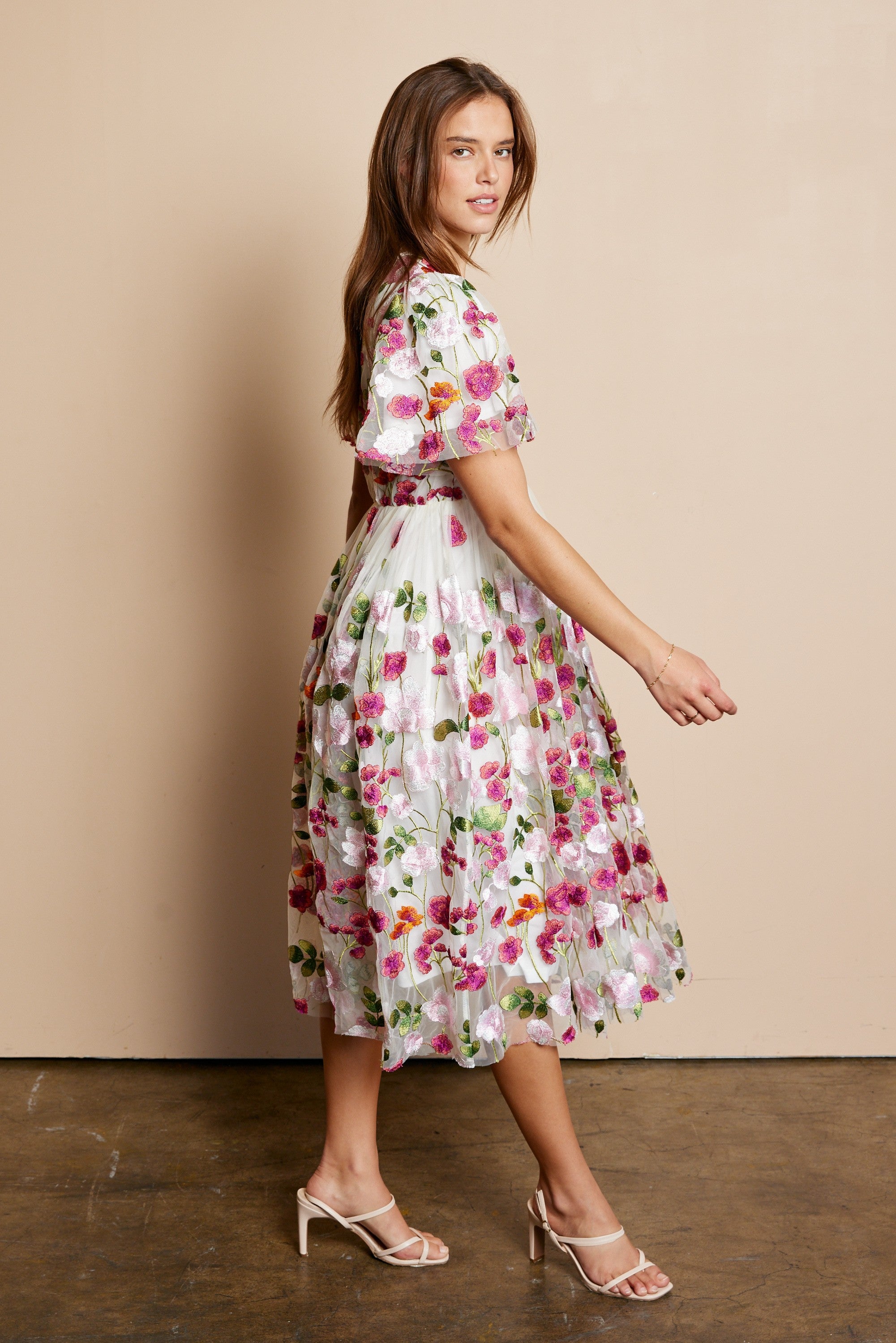 Pippa Embroidered Modest Midi