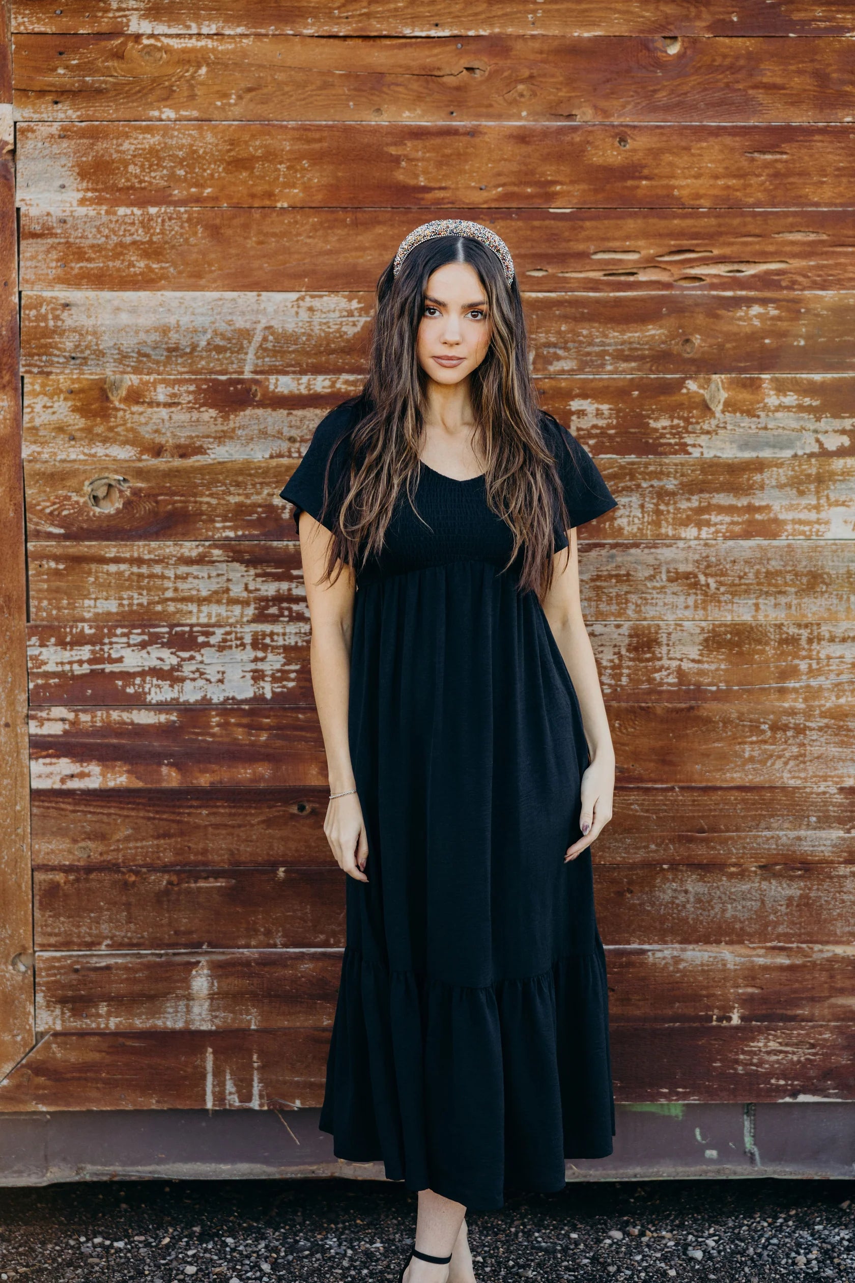 Kendall Modest Midi in Black