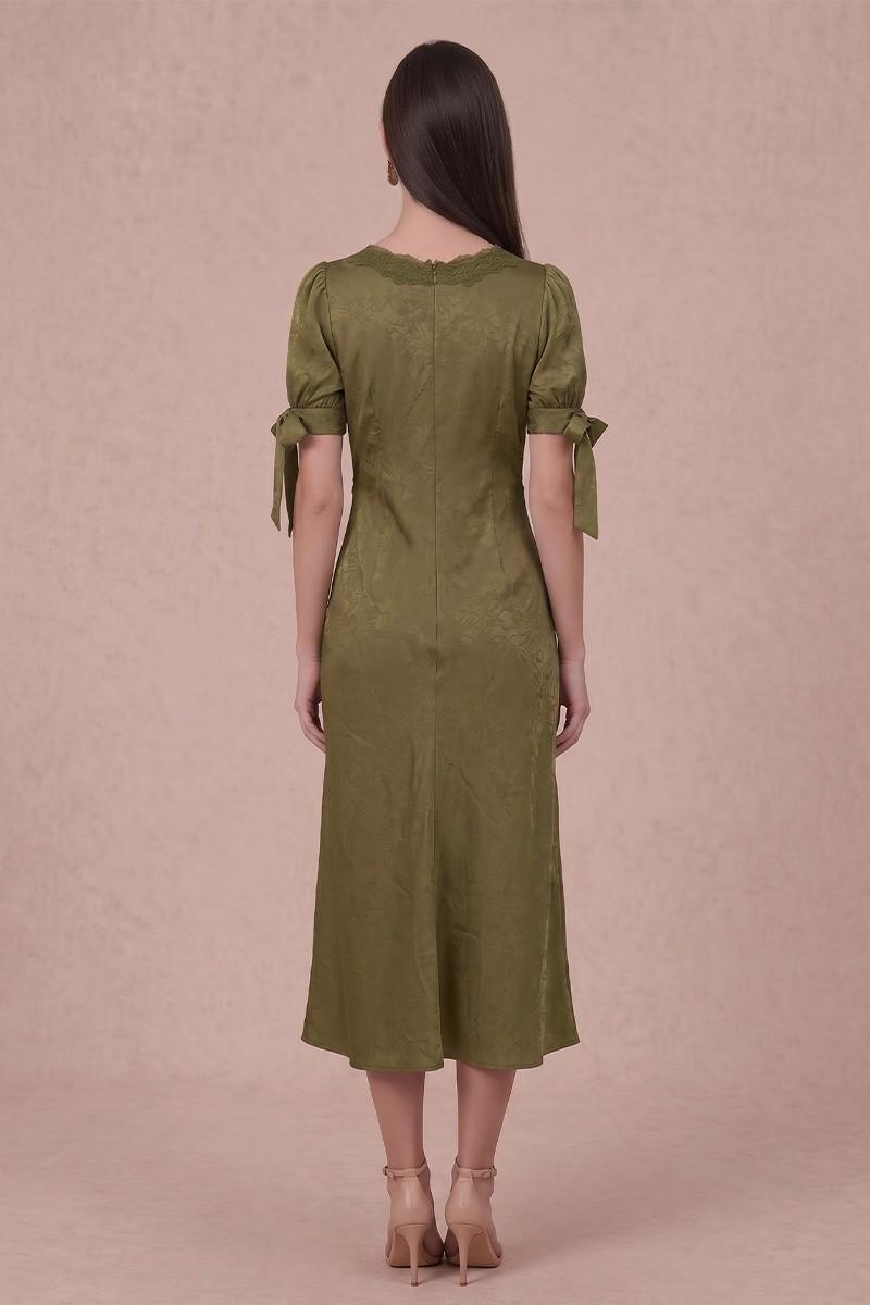 Adley Modest Midi in Olive