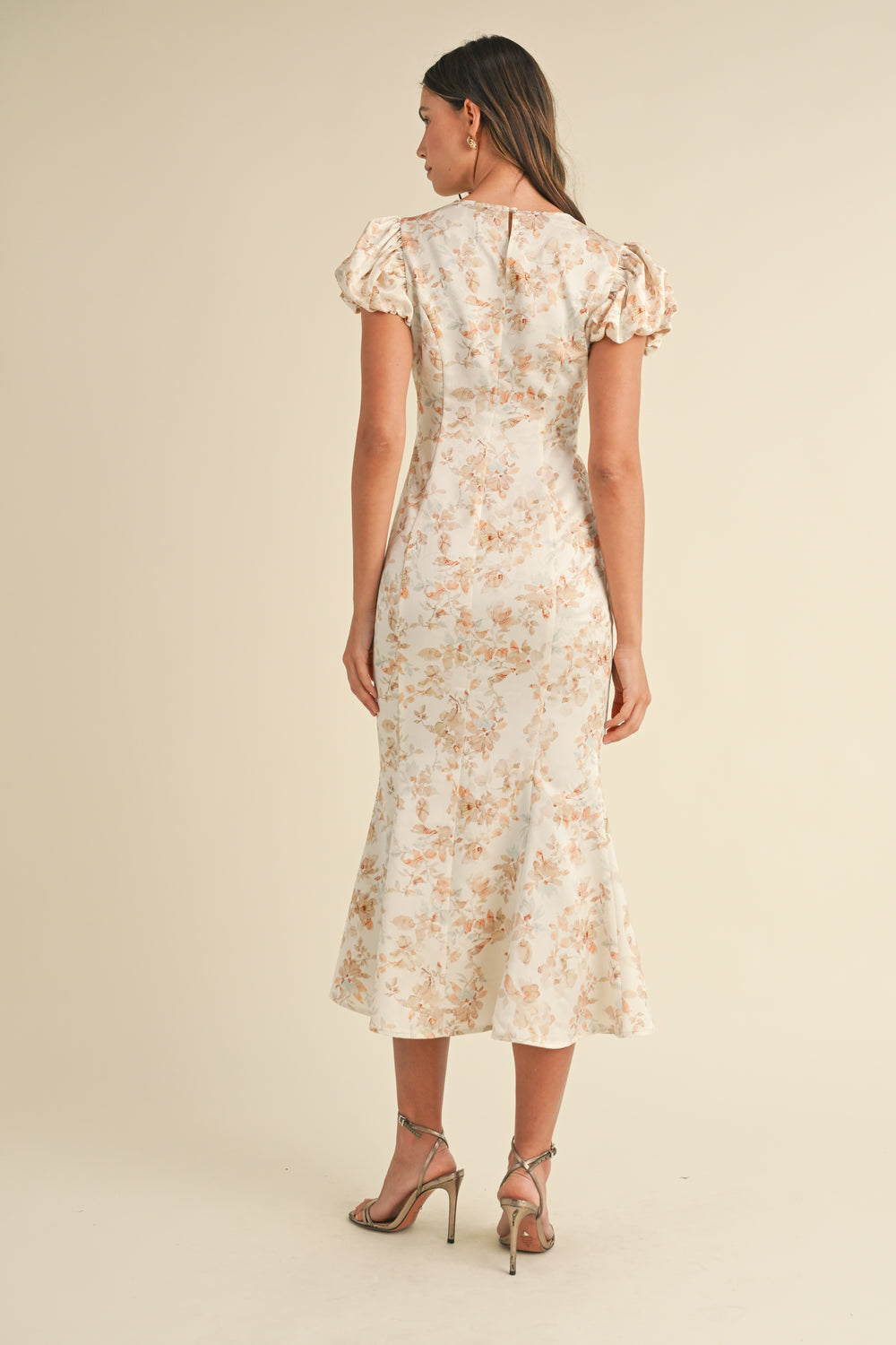 Gloria Modest Midi in Yellow