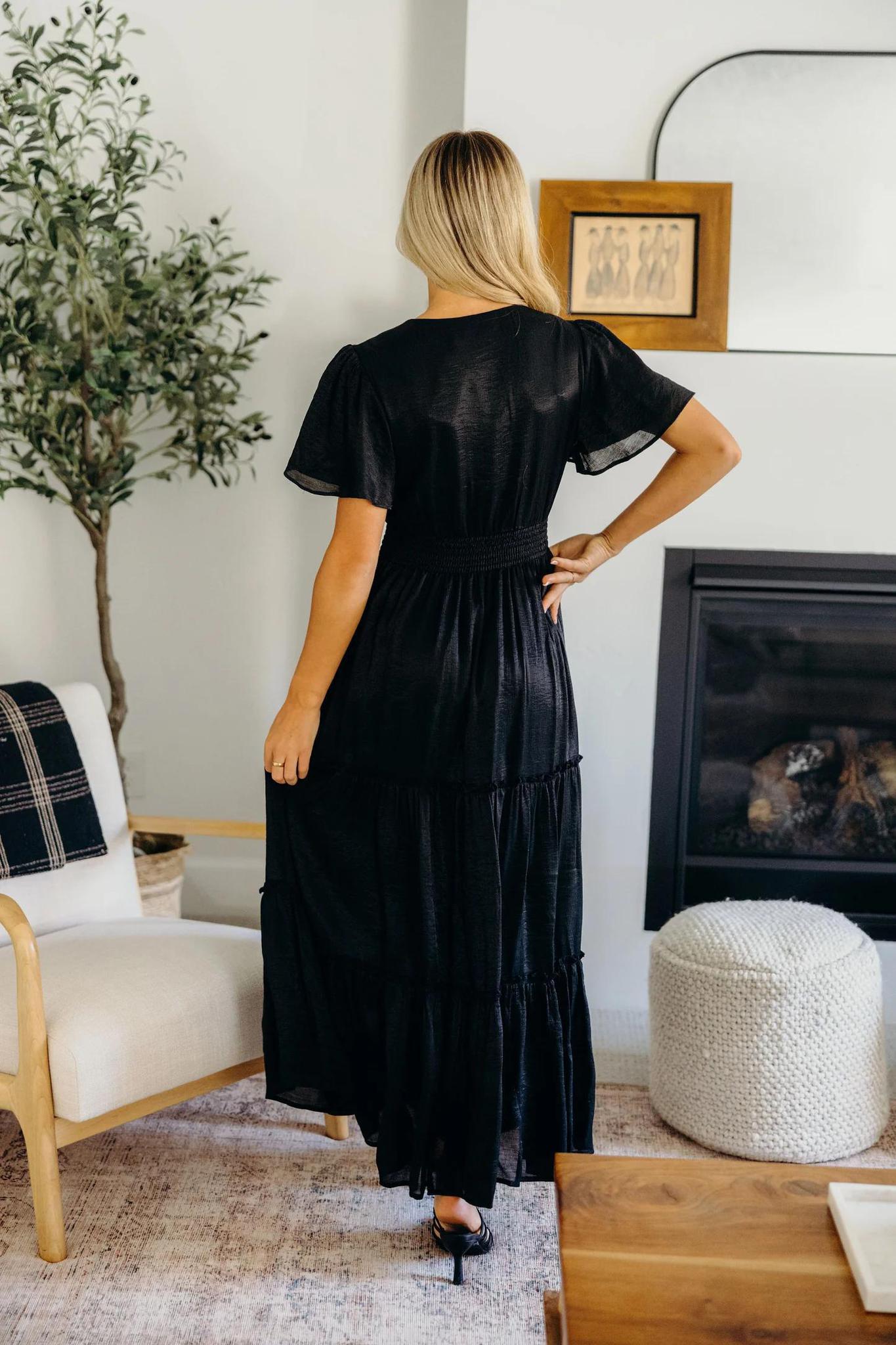 Taylor Modest Midi in Black