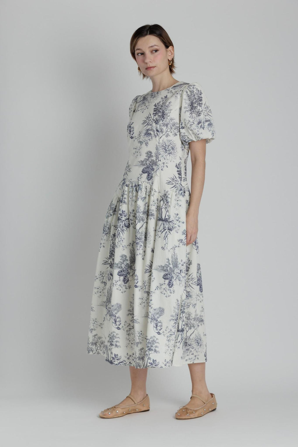Skye Modest Midi in Navy