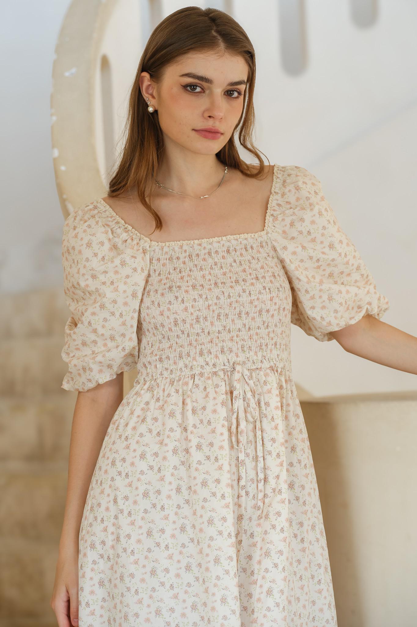 Carmen Modest Midi in Cream