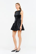 Luna Modest Mini in Black