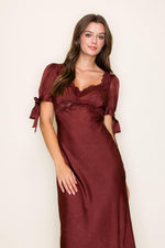 Adley Modest Midi in Brown