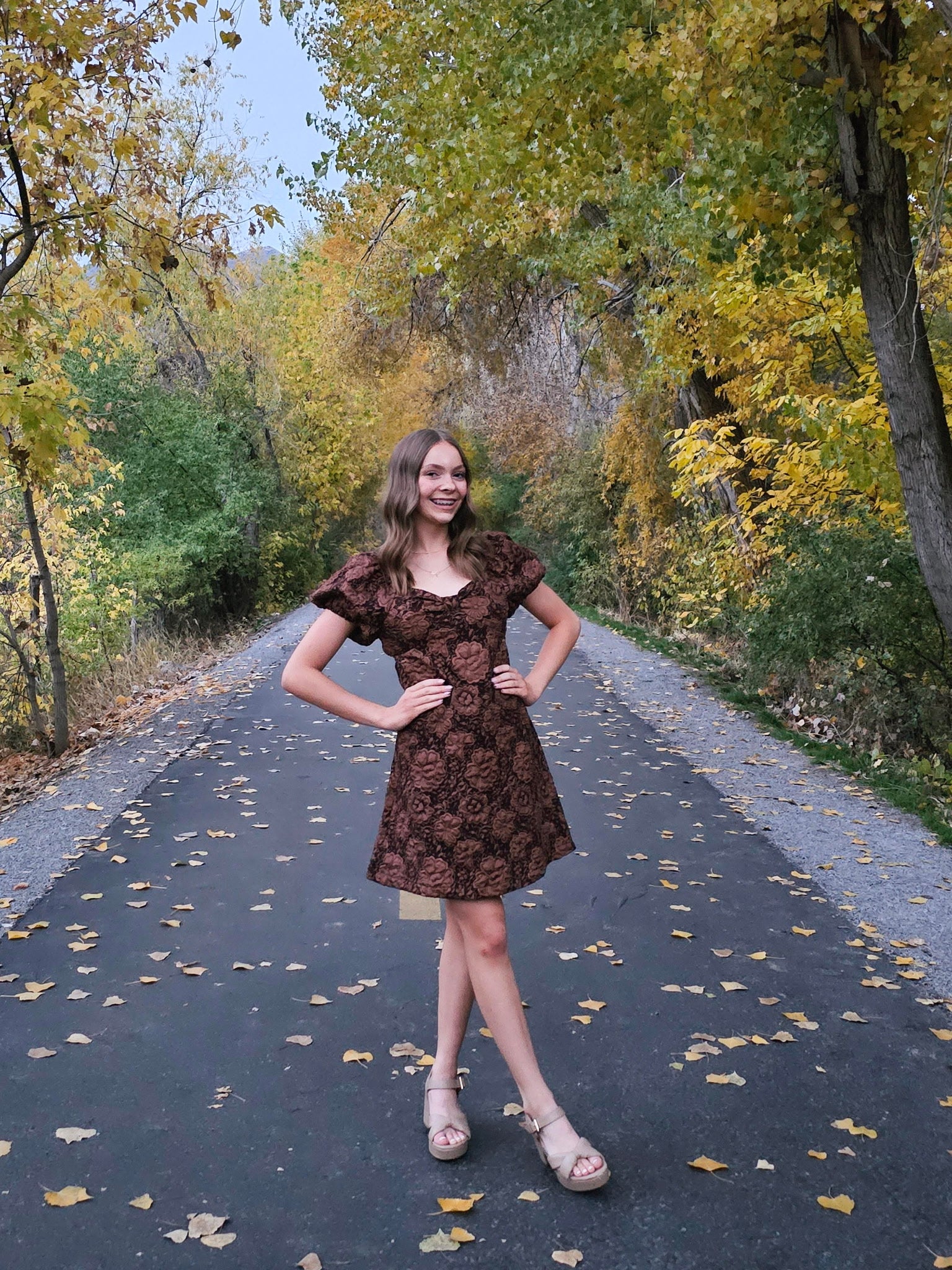 Gabby Modest Mini in Chocolate