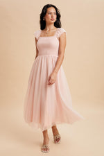 Hazel Modest Maxi in Soft Pink