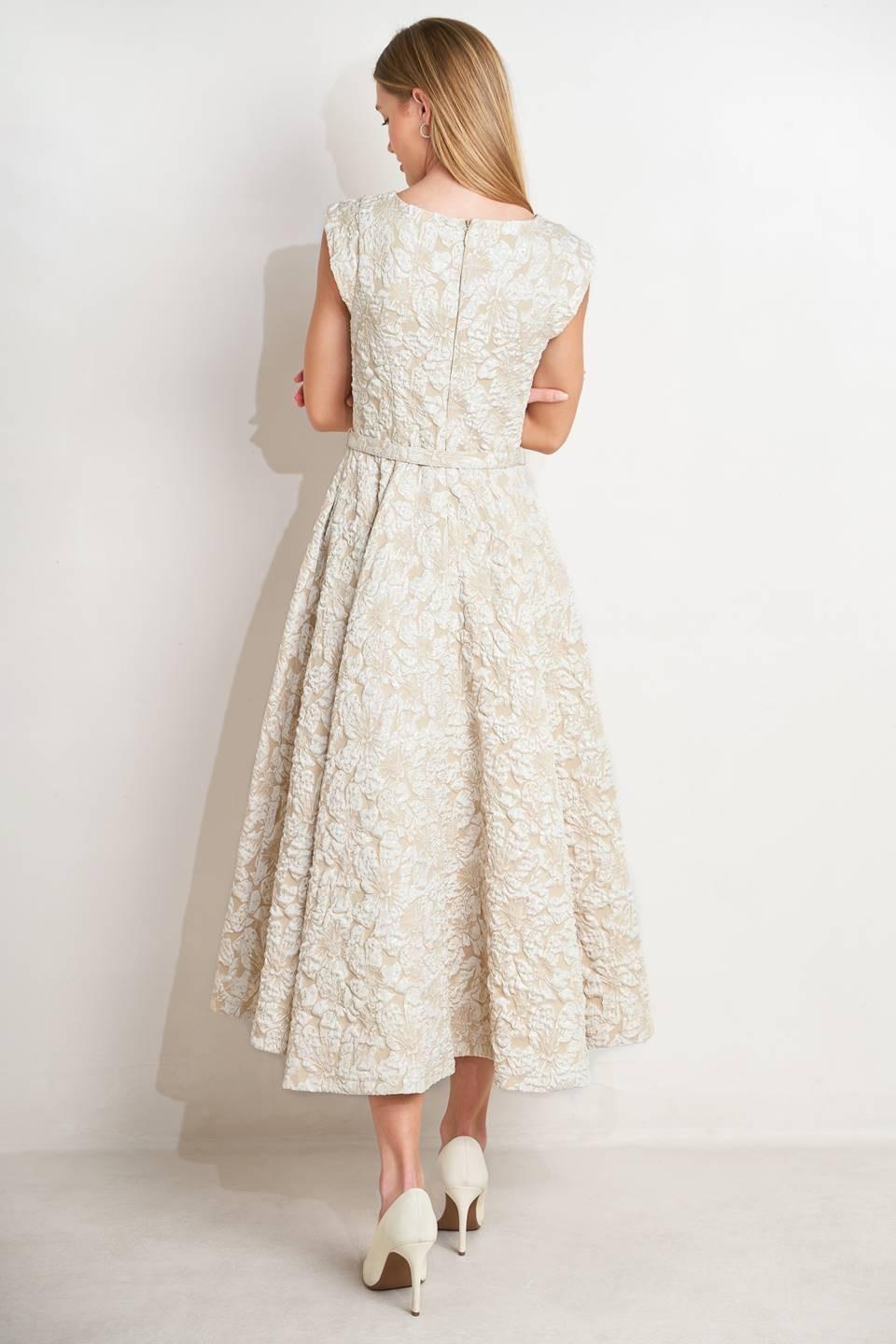 Tonya Modest Midi in Ivory