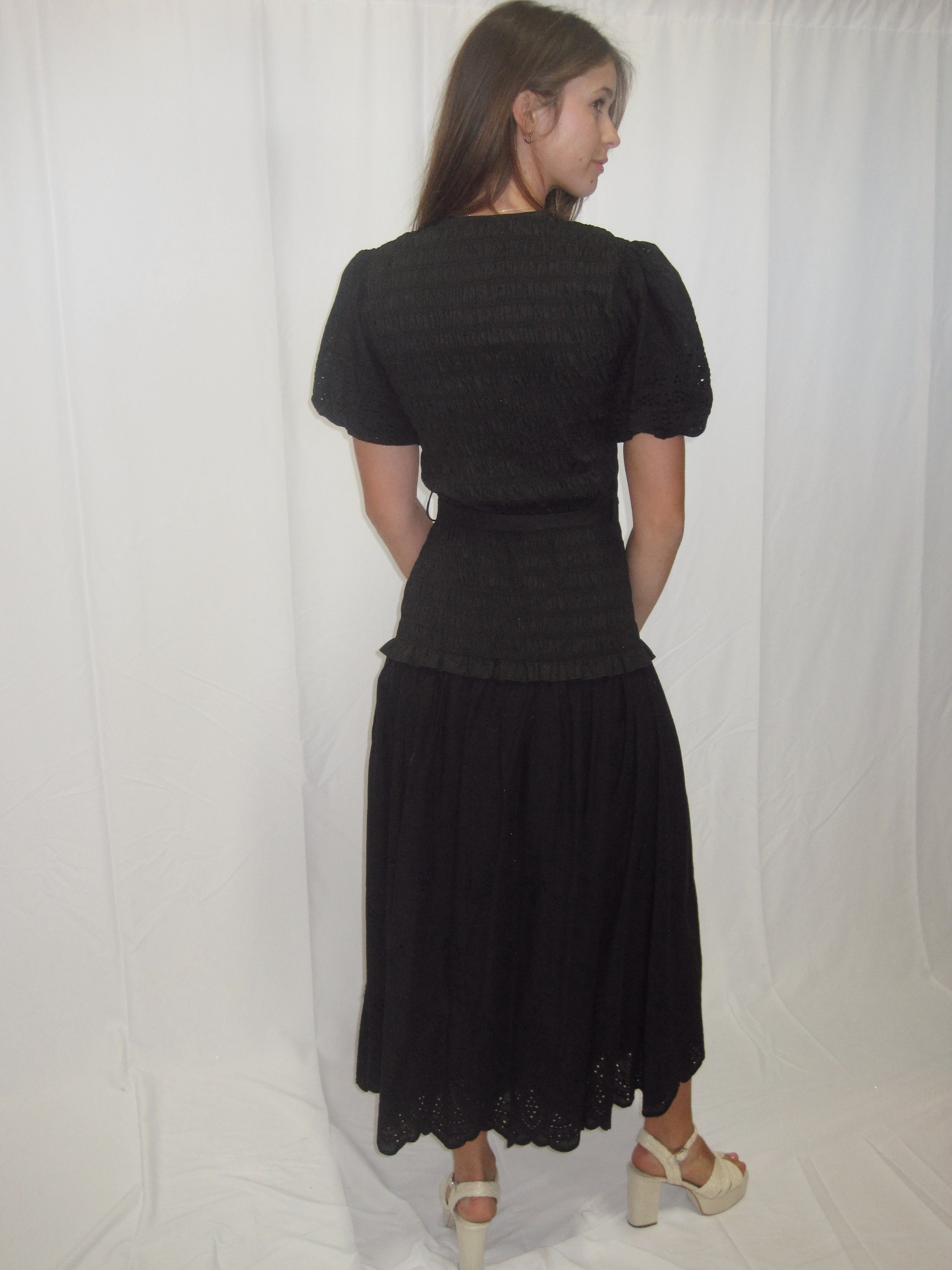 Matilda Modest Midi in Black