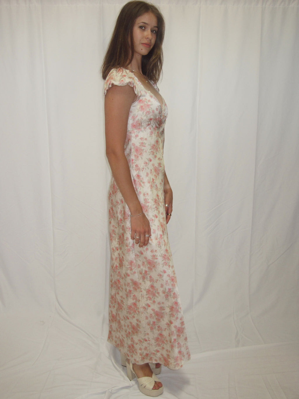 Elysia Midi in Porcelain Blossom