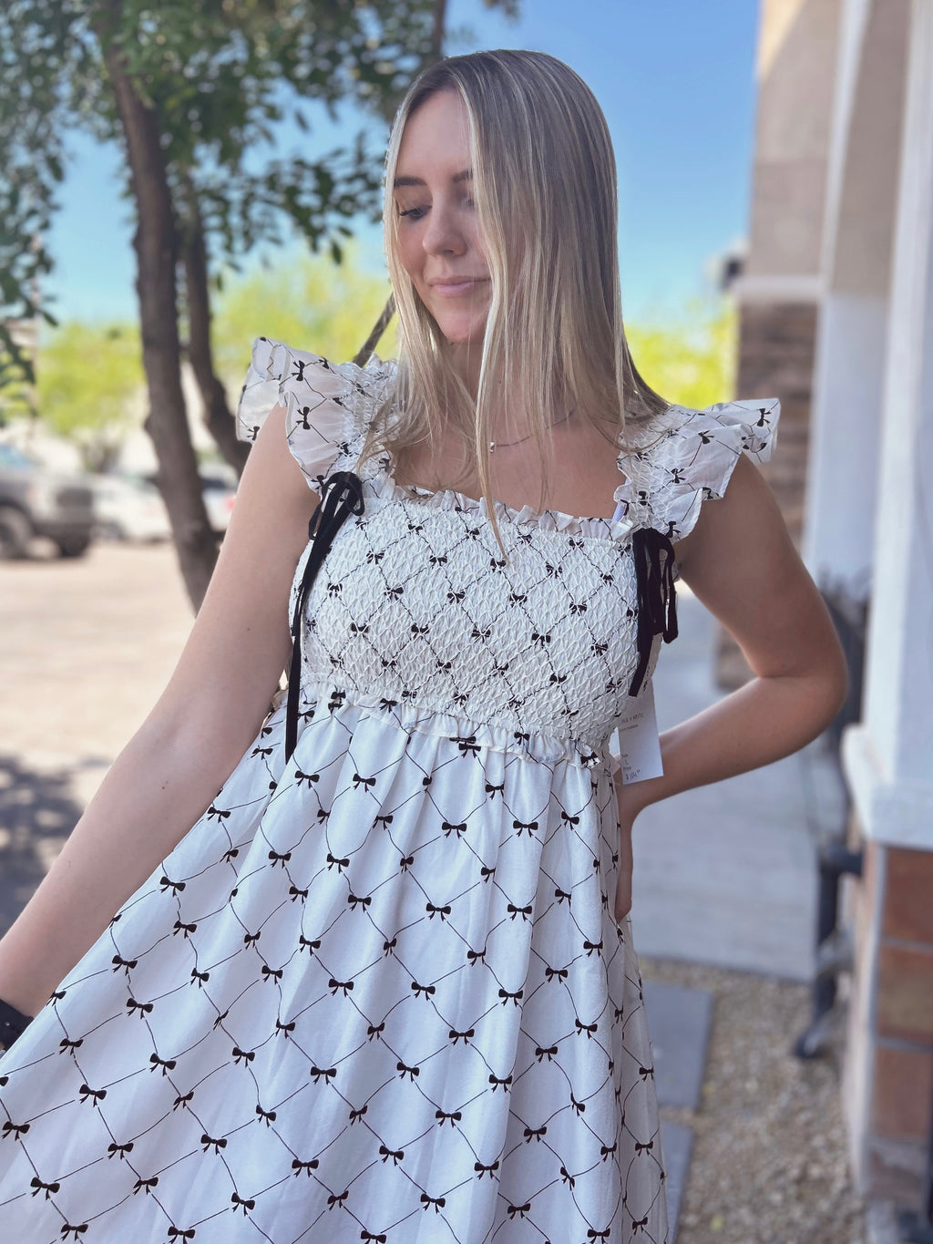 Blakely Modest Midi in Off White
