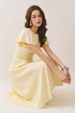 Aubree Modest Midi in Yellow