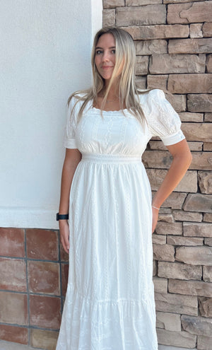 Lexi Modest Midi in Off White