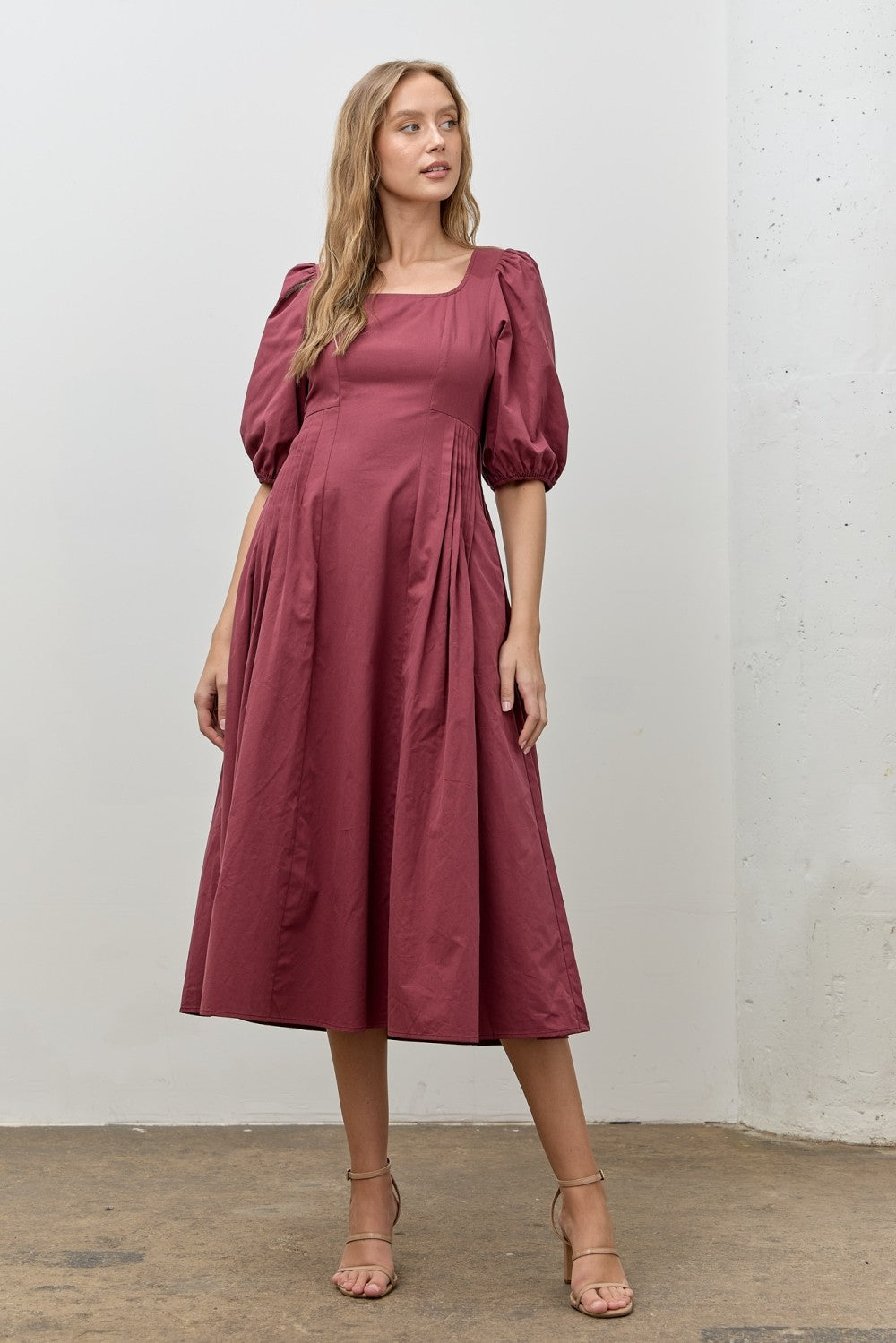Odette Modest Midi in Wine