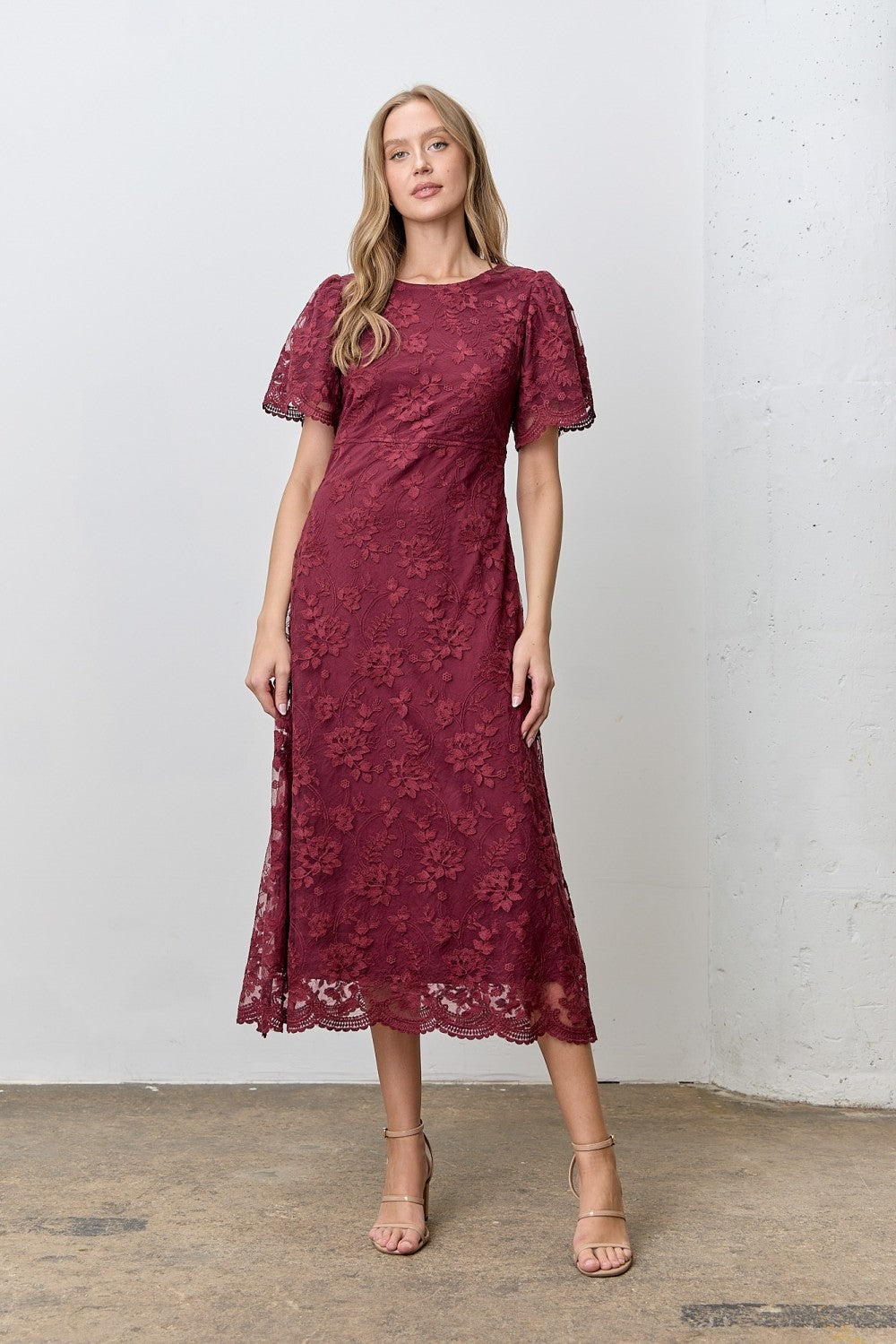 Cambria Modest Midi in Burgundy