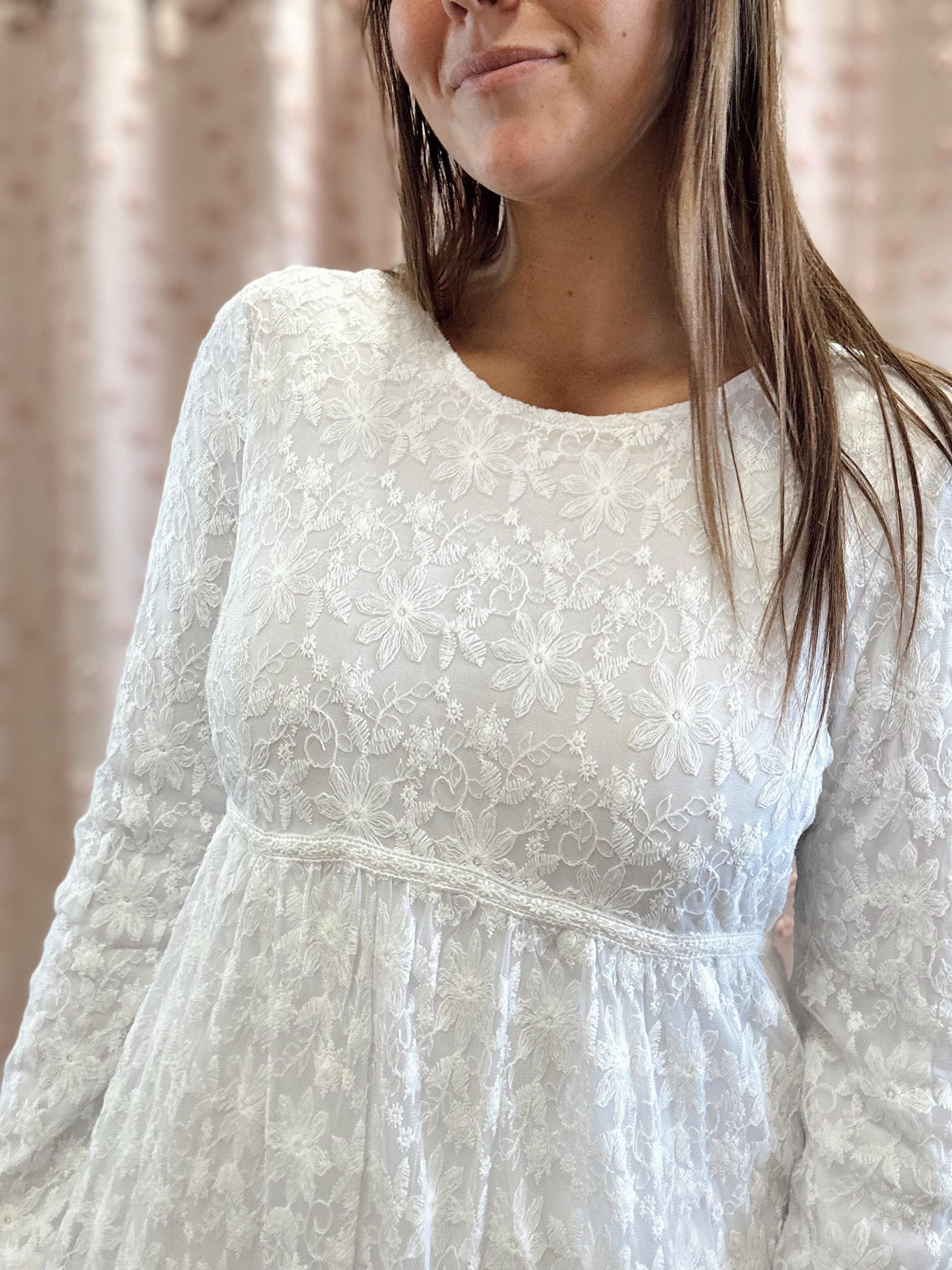 Dayna Embroidered Temple Dress in White