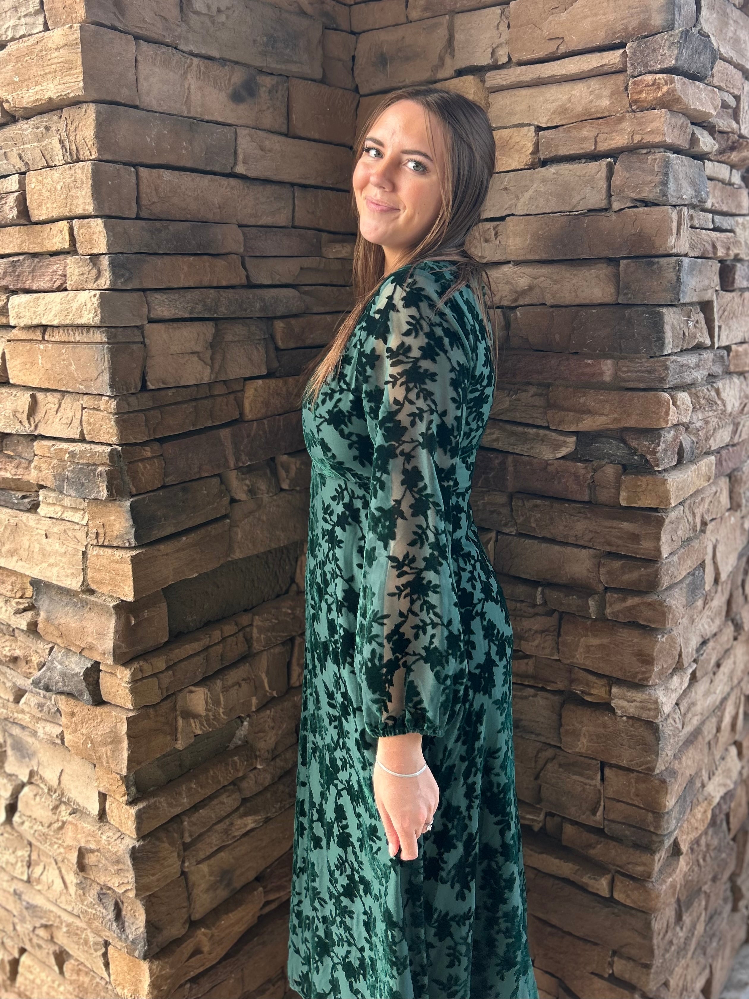 Stella Velvet Midi in Hunter Green