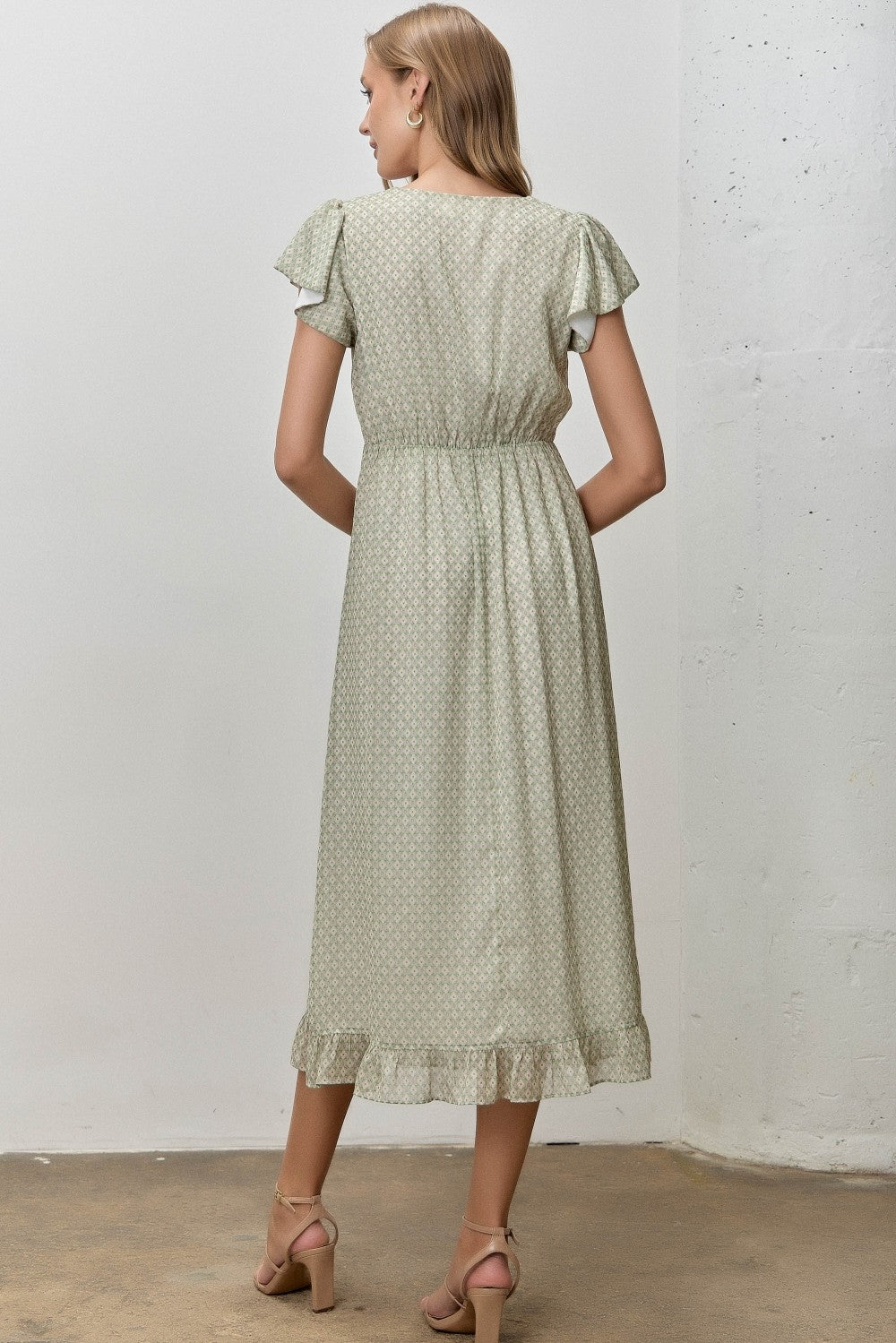 Millie Modest Midi in Sage Multi