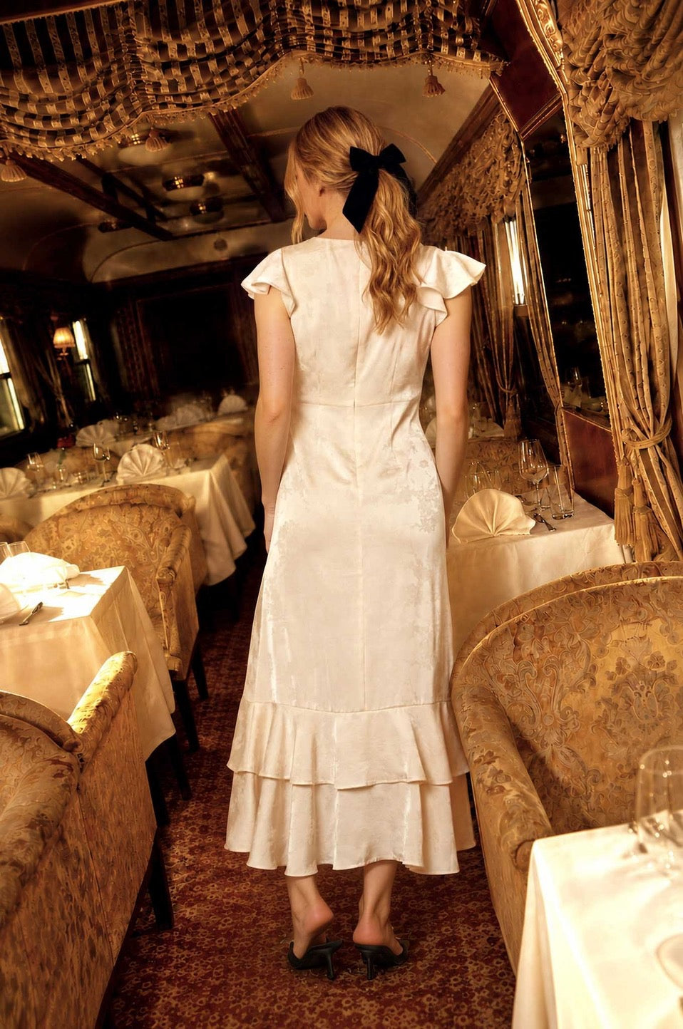 Kadence Modest Midi in Cream