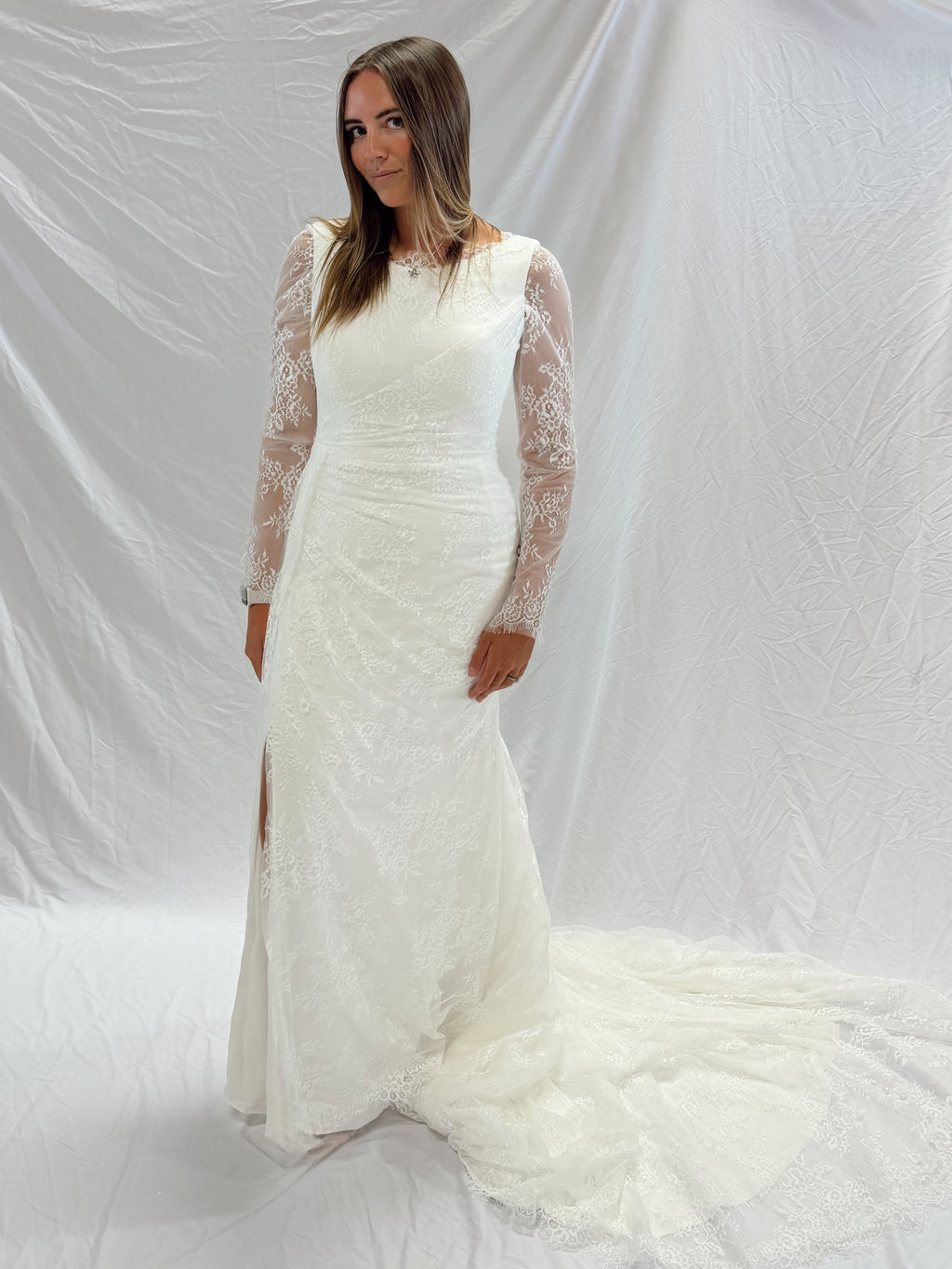 T2689Z Modest Wedding Dress