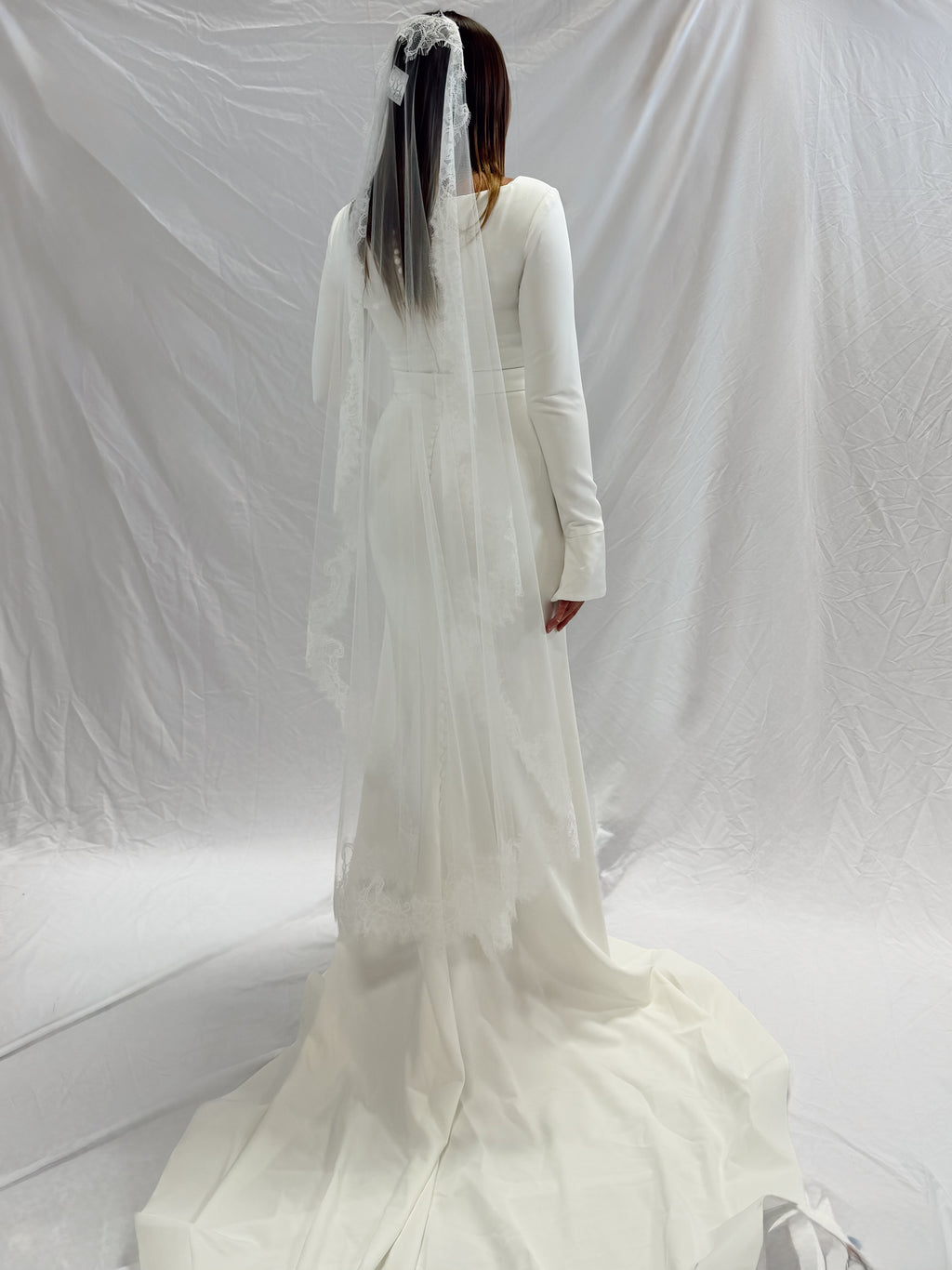 4WT01 Modest Wedding Dress
