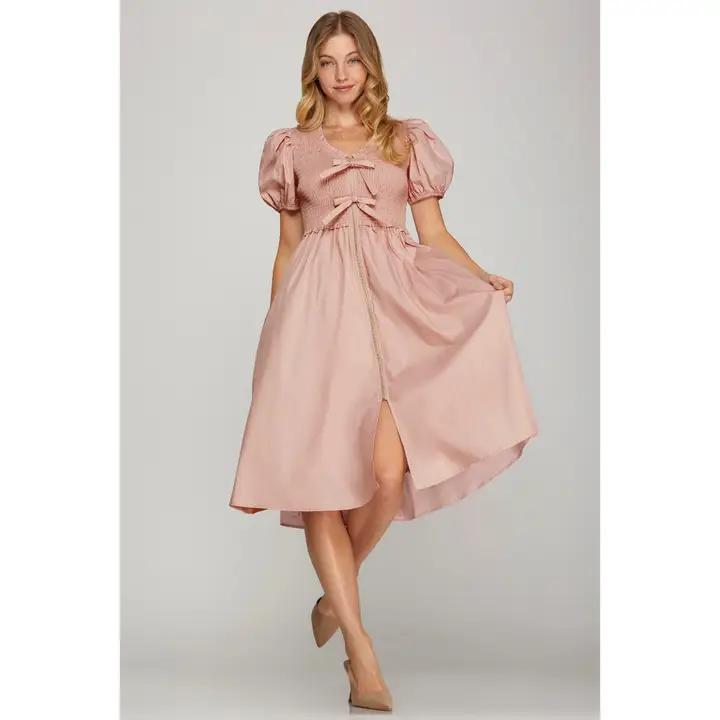 Hillary Modest Midi in Rose
