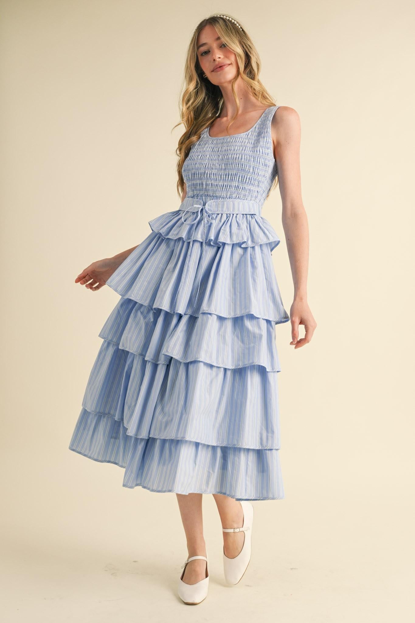 Bonnie Modest Midi in Light Blue