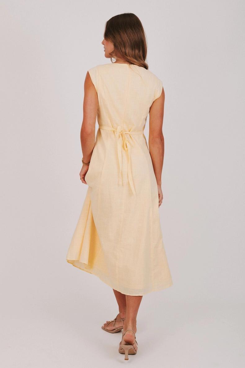 Dolly Exclusive Midi in Light Mustard – A Closet Full of Dresses