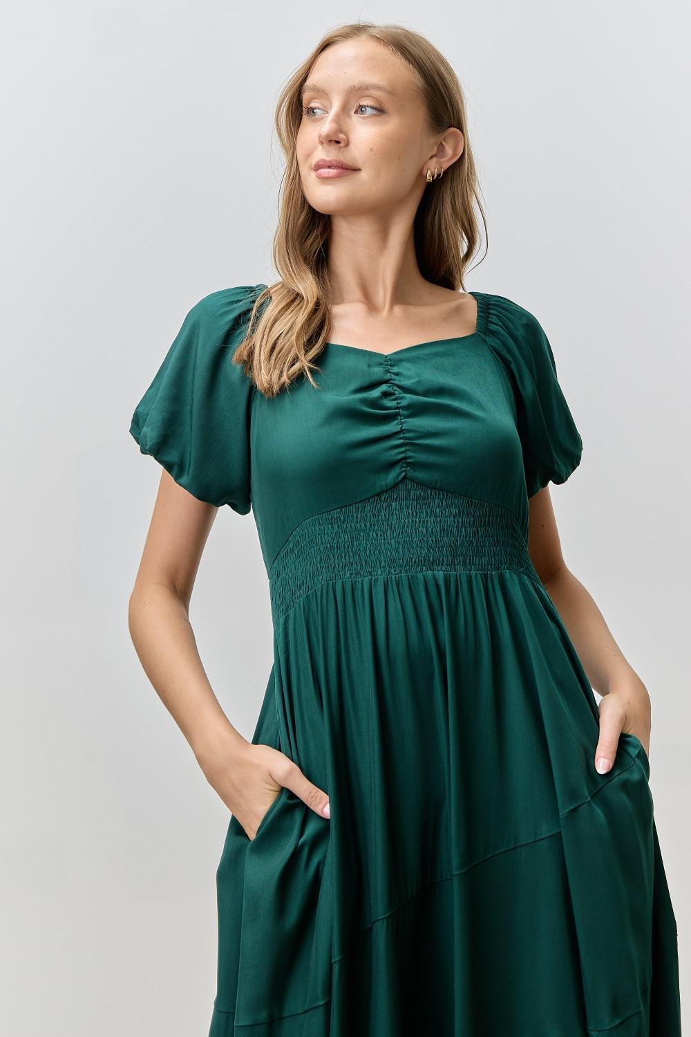 Darcy Modest Midi in Green