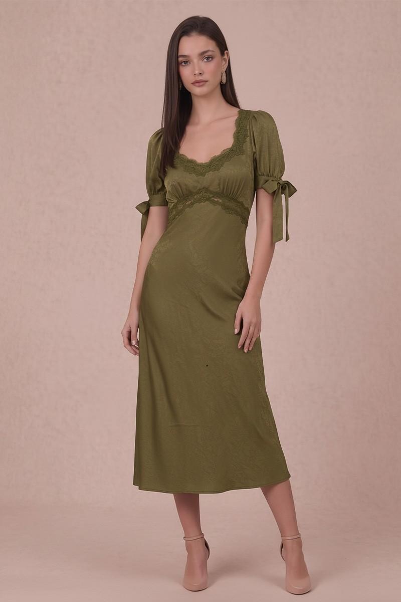 Adley Modest Midi in Olive