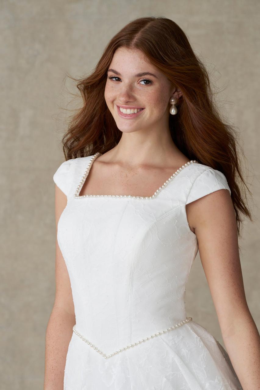 M800 Modest Wedding Dress