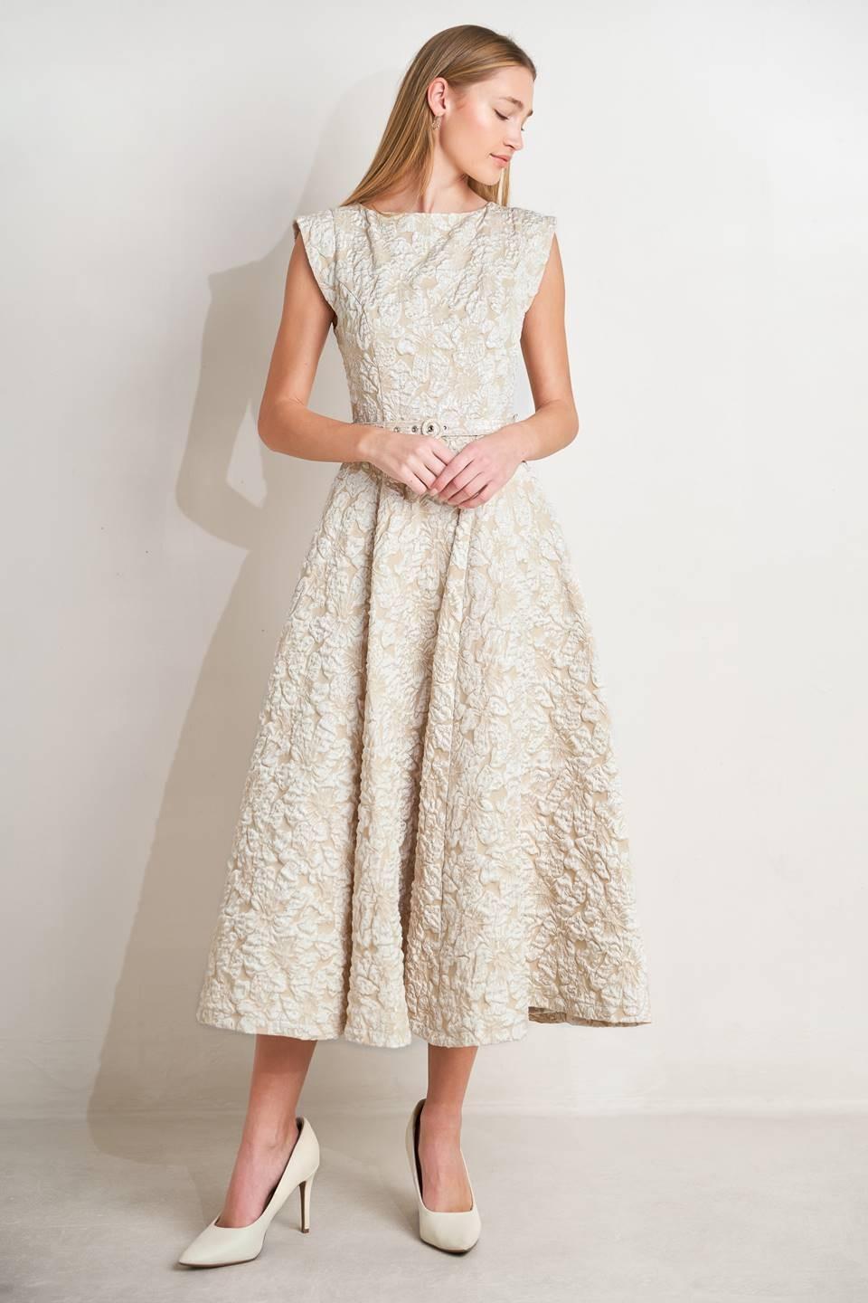 Tonya Modest Midi in Ivory