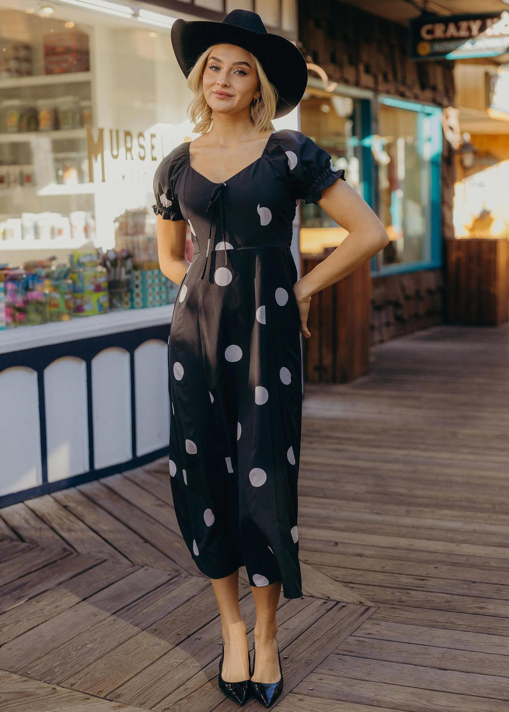 Runa Modest Dress in Sunday Dot