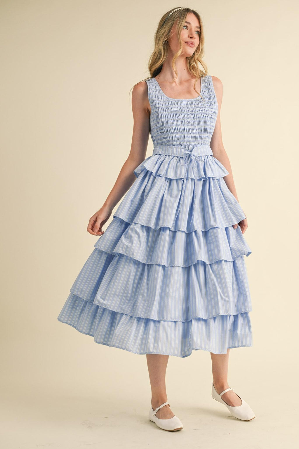 Bonnie Modest Midi in Light Blue