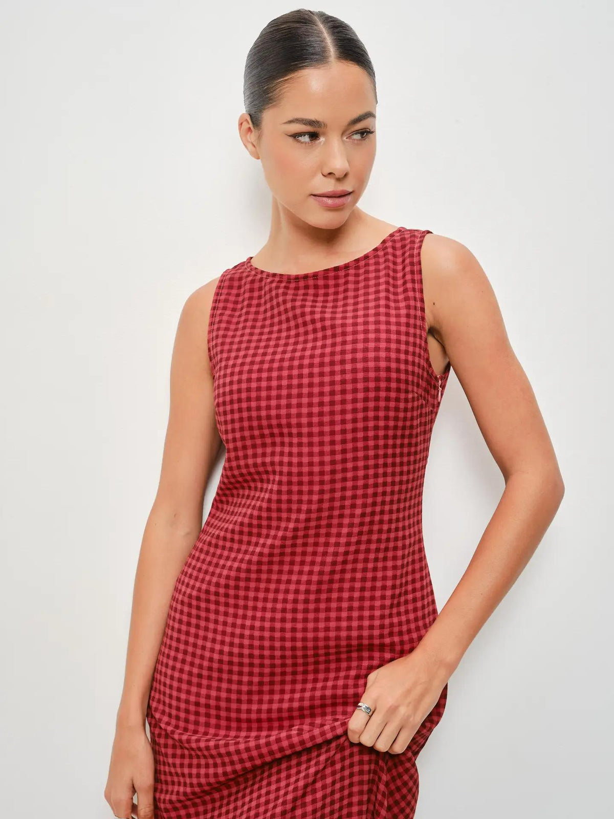 Aella Modest Midi in Brick
